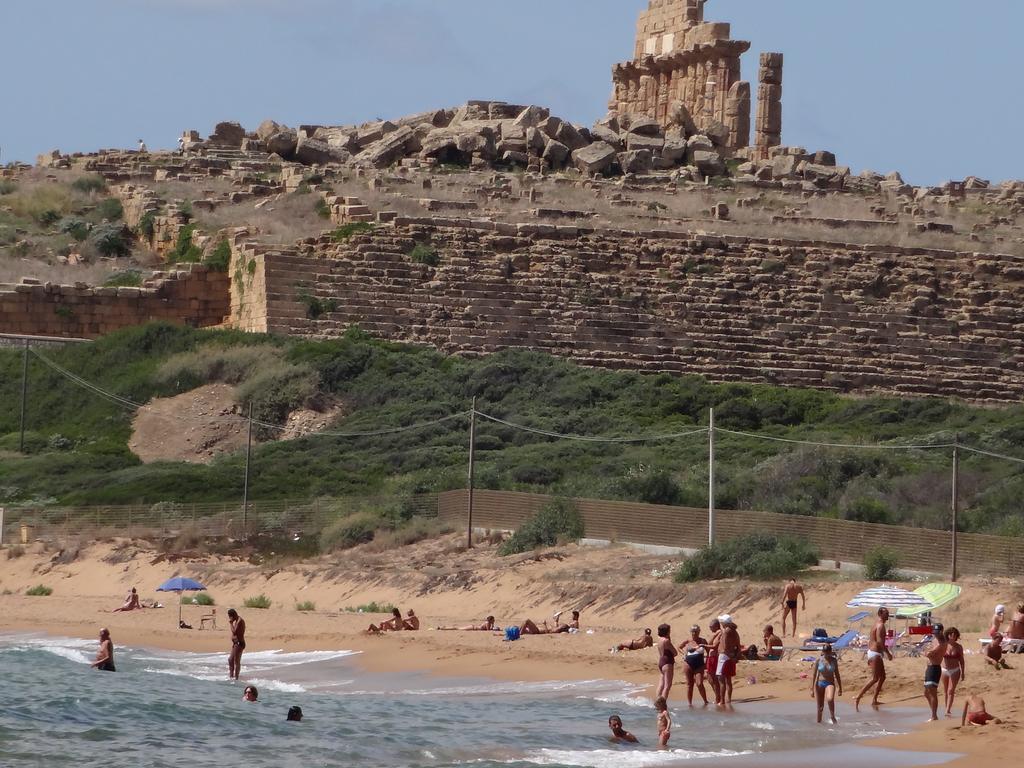 La Terrazza Sul Mar Mediterraneo Маринелла-ді-Селінунте Екстер'єр фото