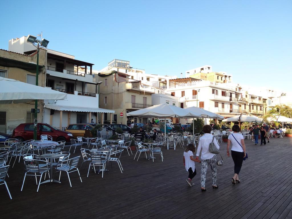 La Terrazza Sul Mar Mediterraneo Маринелла-ді-Селінунте Екстер'єр фото